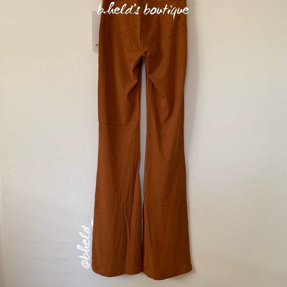 lululemon Groove Super HR Flared Pant Nulu Butternut Brown Size 2 New NWT - Picture 13 of 16